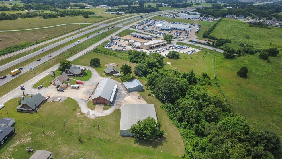 1608 Highway 290 W, Brenham, TX à louer - Photo de l’immeuble – Image 2 sur 20