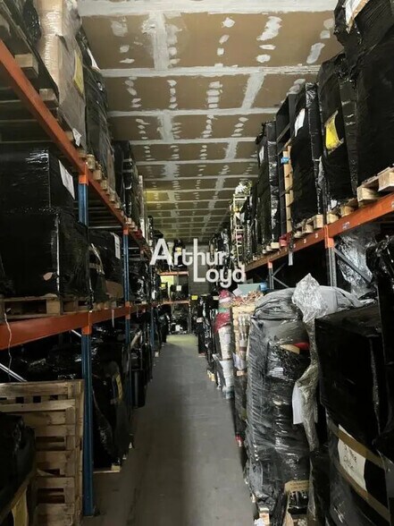 Local d’activités dans Vallauris à louer - Photo intérieure – Image 2 sur 3