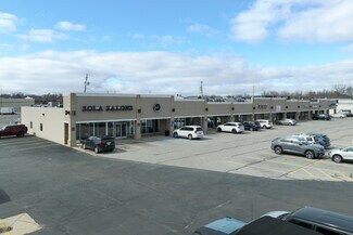 Plus de détails pour 5201 Monroe St, Toledo, OH - Local commercial à louer