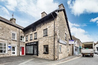 Plus de détails pour 7-7A Main St, Milnthorpe - Local commercial à vendre