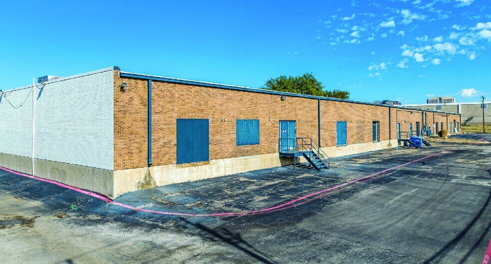 4348-4356 Spring Valley Rd, Dallas, TX à louer - Photo de l’immeuble – Image 2 sur 5