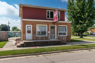 Plus de détails pour 1321 W Court St, Janesville, WI - Logement à vendre