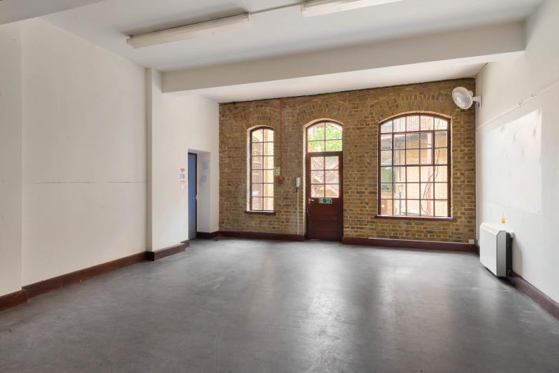 142 Battersea Park Rd, Londres à vendre - Photo intérieure – Image 3 sur 8