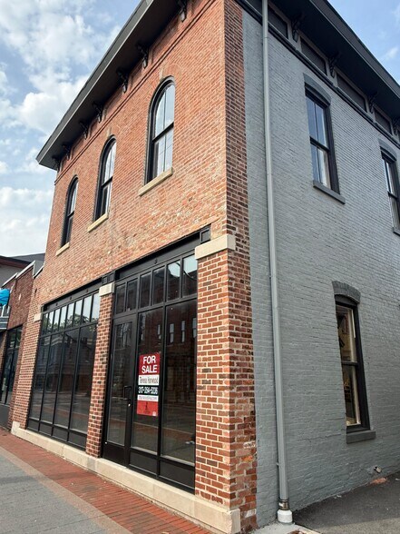 170 S Madison Ave, Greenwood, IN à vendre - Photo de l’immeuble – Image 3 sur 12