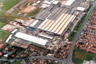 Plus de détails pour Squires Gate Ln, Blackpool - Industriel/Logistique à louer