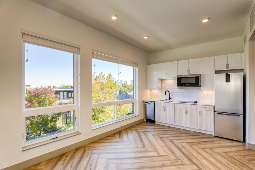 3110-3130 Zuni St, Denver, CO à louer - Photo intérieure – Image 2 sur 31