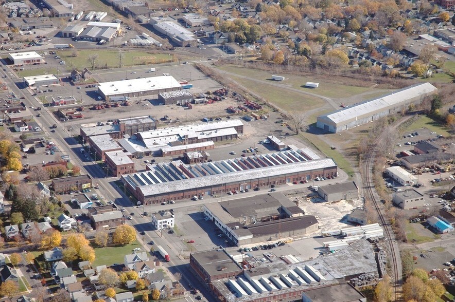 961-1029 Lyell Ave, Rochester, NY à louer - Photo de l’immeuble – Image 2 sur 22