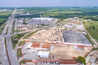 Plus de détails pour 1608 W Moore Ave, Terrell, TX - Local commercial à vendre
