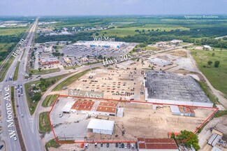 Plus de détails pour 1608 W Moore Ave, Terrell, TX - Local commercial à vendre