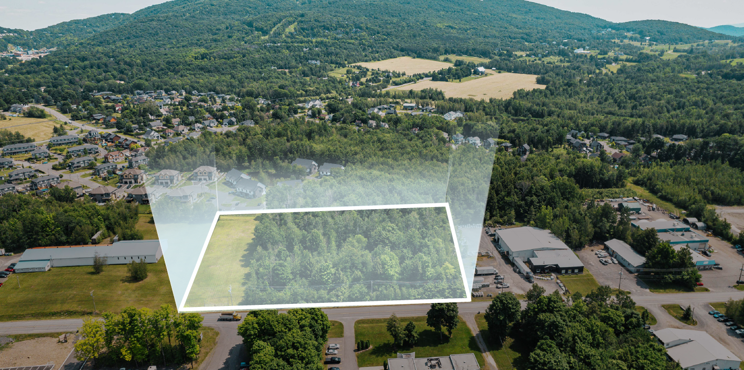 est Rue du Pacifique, Bromont, QC à vendre Photo principale– Image 1 sur 3
