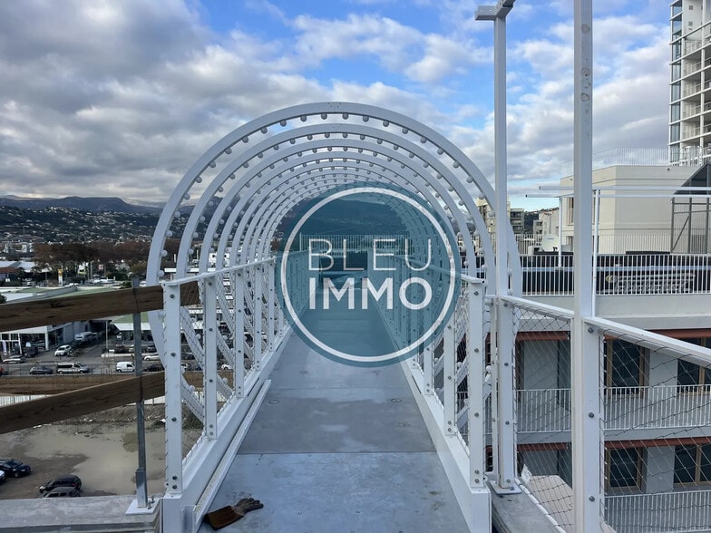 Local commercial dans Nice à louer - Photo de l’immeuble – Image 3 sur 5