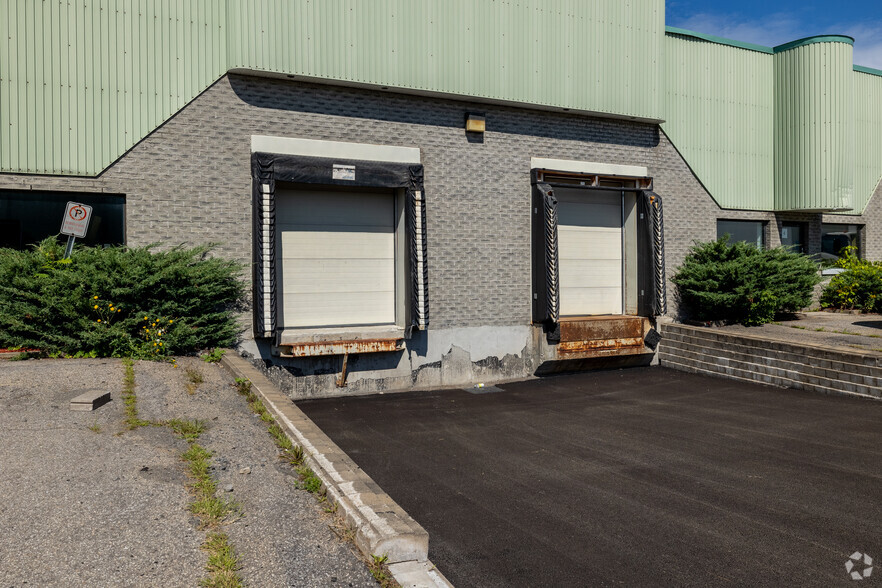 310 Boul Industriel, St-Eustache, QC à louer - Photo de l’immeuble – Image 2 sur 4