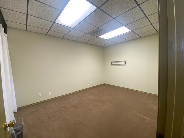 4692 E University Blvd, Odessa, TX à louer - Photo de l’immeuble – Image 2 sur 6