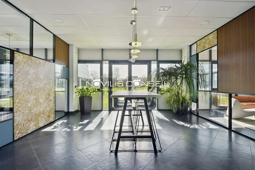 Bureau dans Labège à louer - Photo de l’immeuble – Image 3 sur 8