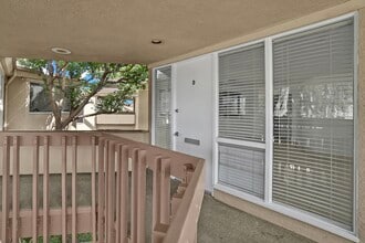 11311 La Mirada Blvd, Whittier, CA à louer Photo intérieure– Image 2 sur 31