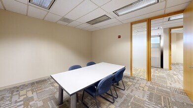 1111 E Touhy Ave, Des Plaines, IL à louer Numérisation 3D Matterport– Image 1 sur 1