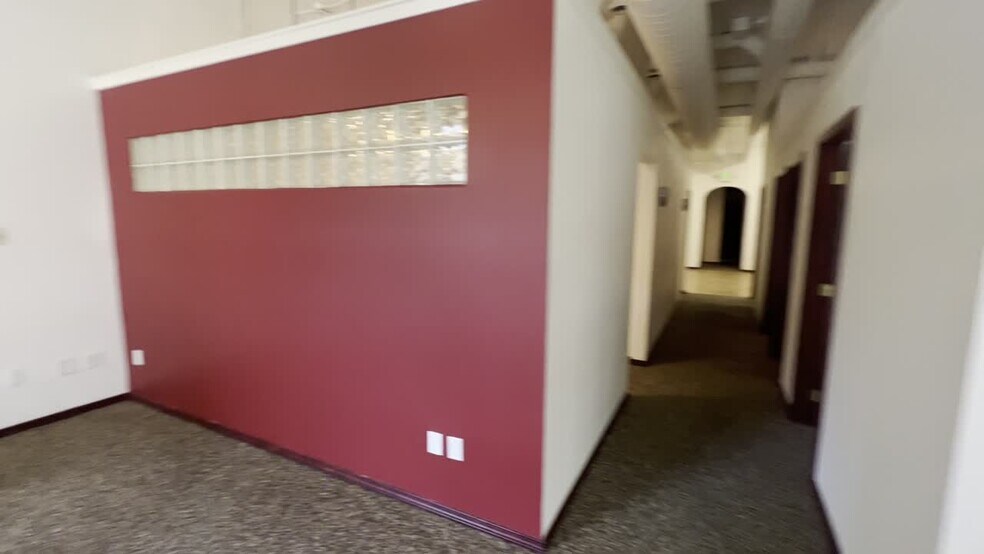 300-350 E Main St, Pullman, WA à louer - Vidéo sur l’annonce professionnelle – Image 2 sur 9