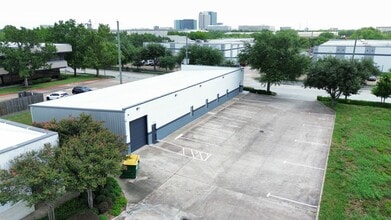 3664 Walnut Bend Ln, Houston, TX à vendre Photo de l’immeuble– Image 2 sur 3