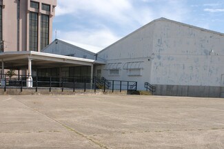 Plus de détails pour 1201 Lakeshore Dr, Lake Charles, LA - Local d'activités à louer