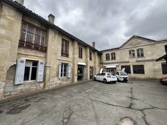 Plus de détails pour Local d’activités à vendre