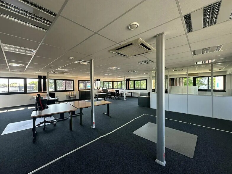 Bureau dans Eckbolsheim à vendre - Photo de l’immeuble – Image 3 sur 10