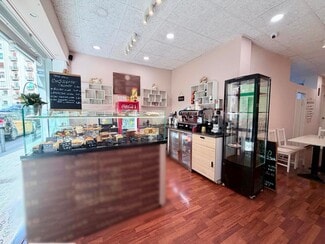 Plus de détails pour Local commercial à louer