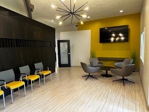 85 Executive Pky, Hudson, OH à louer Photo intérieure– Image 1 sur 5