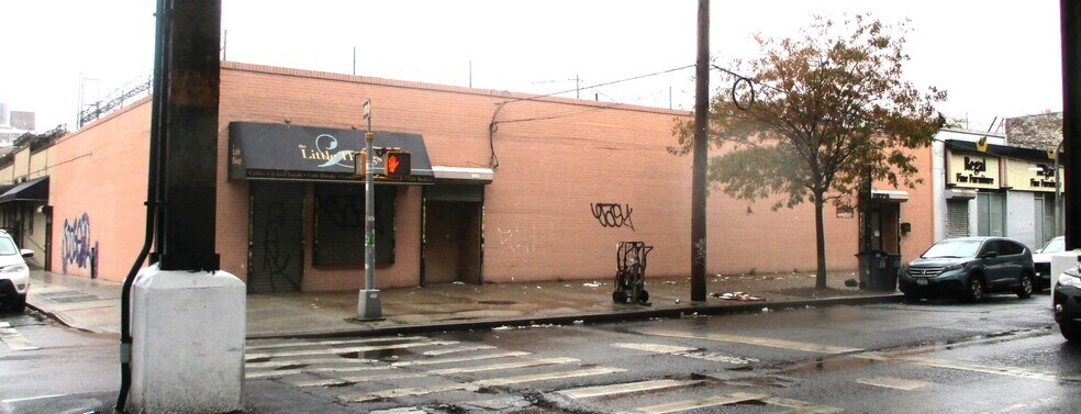 1083 McDonald Ave, Brooklyn, NY à louer - Photo de l’immeuble – Image 2 sur 4