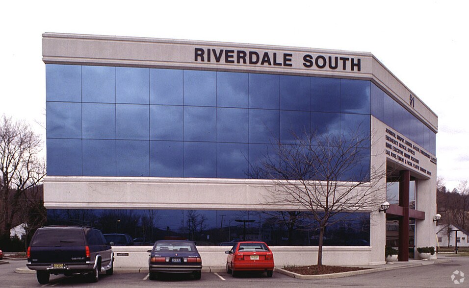 51 State Route 23, Riverdale, NJ à louer - Photo de l’immeuble – Image 2 sur 8