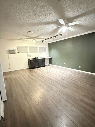Plus de détails pour 35051 Yucaipa Blvd, Yucaipa, CA - Bureau à louer