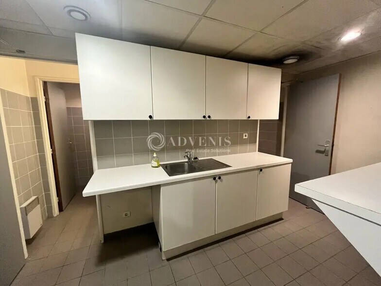 Bureau dans Paris à vendre - Photo de l’immeuble – Image 2 sur 18