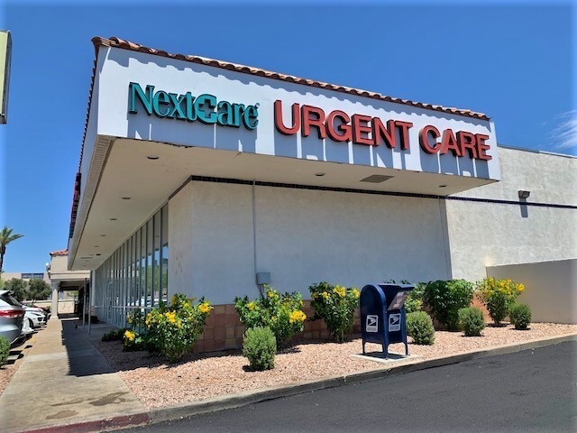 8101 N 19th Ave, Phoenix, AZ à louer - Photo de l’immeuble – Image 3 sur 18