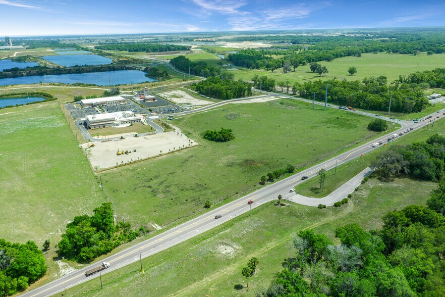 Corner Hwy 301 and Hwy 470 (Central Parkway), Sumterville, FL à vendre - Photo de l’immeuble – Image 3 sur 29