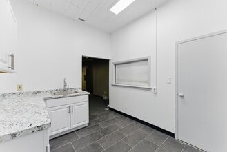 755 New Ludlow Rd, South Hadley, MA à louer Photo de l’immeuble– Image 2 sur 14