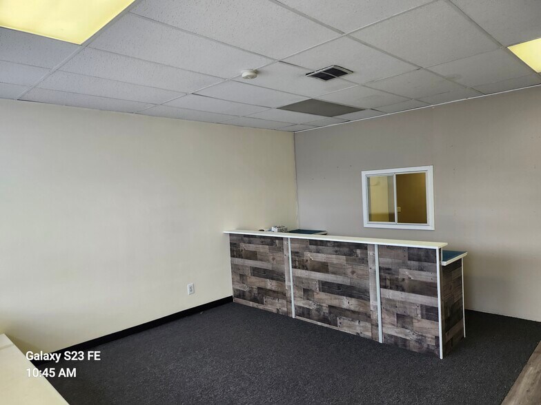 716 Macdade Blvd, Folsom, PA à vendre - Photo intérieure – Image 2 sur 6