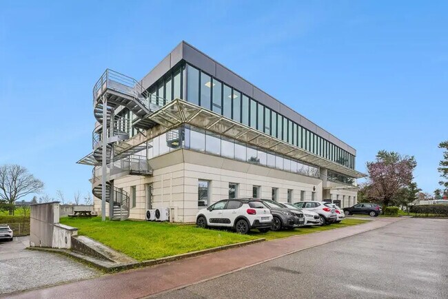 Plus de détails pour 6 Rue Edison, Bron - Bureau à vendre