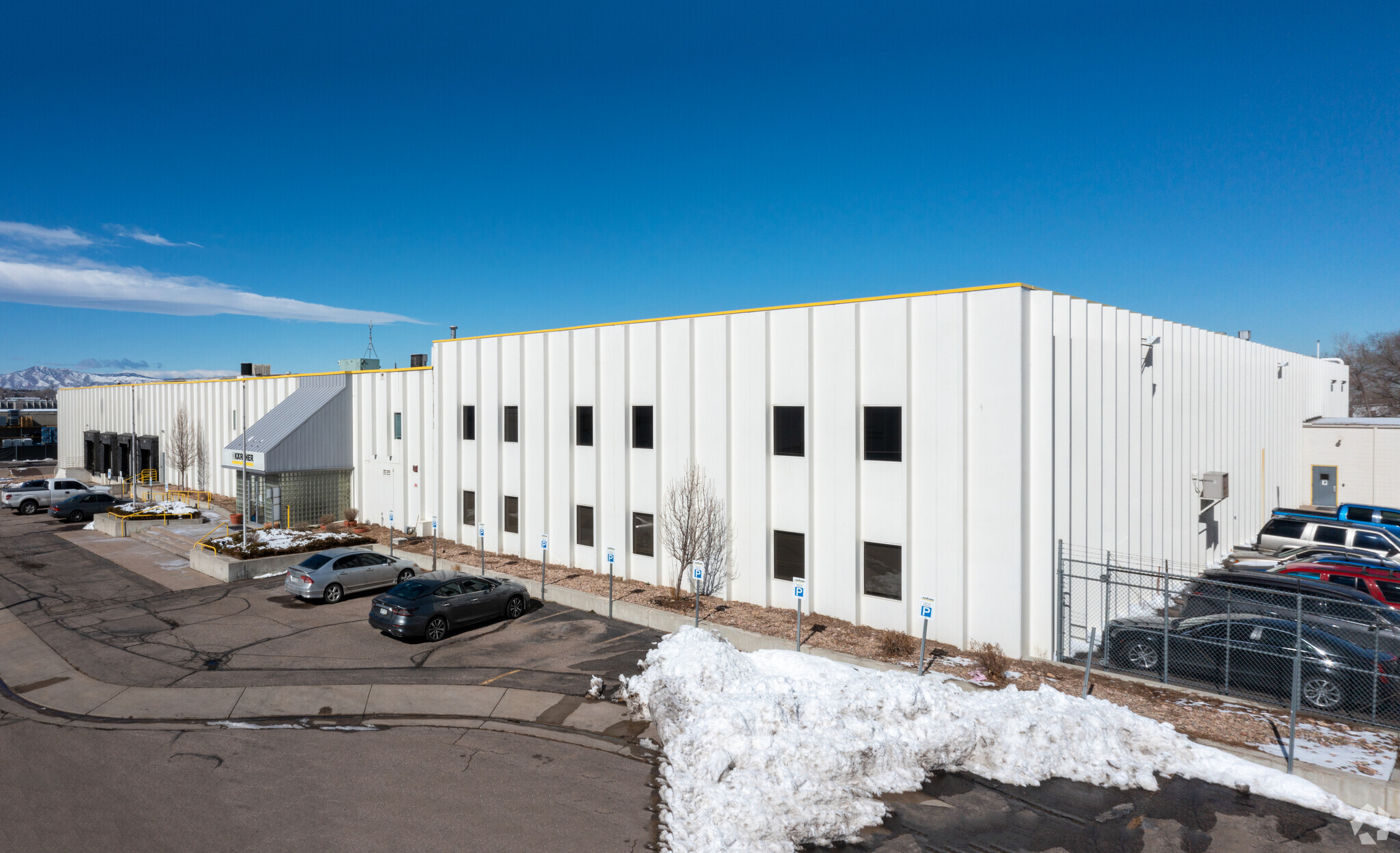 1351 W Stanford Ave, Englewood, CO à louer Photo de l’immeuble– Image 1 sur 21