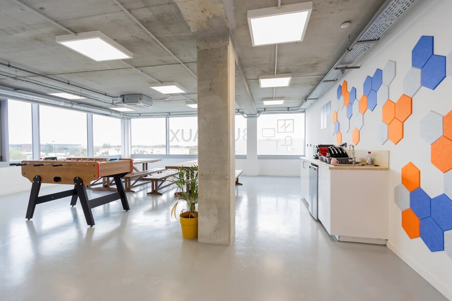 13 Avenue Louis Bréguet, Vélizy-Villacoublay à louer - Photo intérieure – Image 3 sur 7