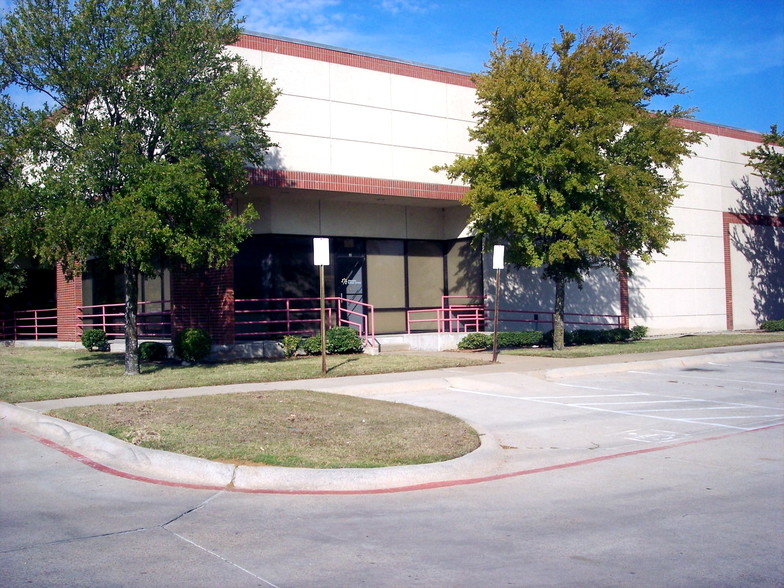 3917 Morse St, Denton, TX à louer - Photo de l’immeuble – Image 3 sur 7