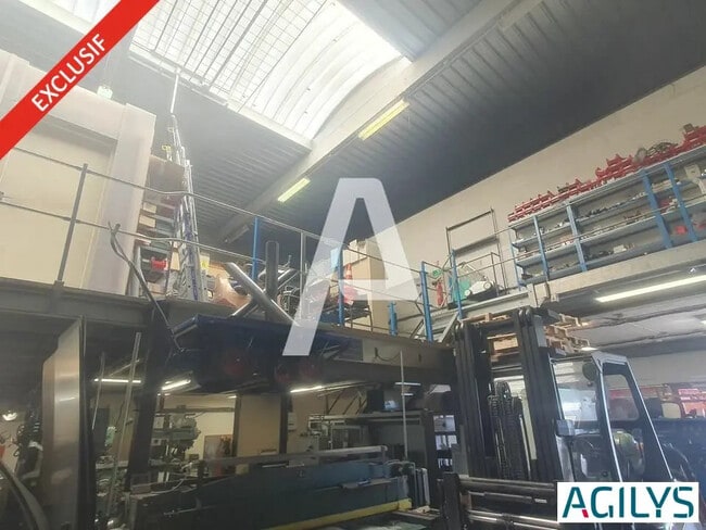 Plus de détails pour Local d’activités à vendre