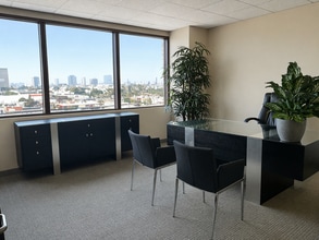 11150 W Olympic Blvd, Los Angeles, CA à louer Photo intérieure– Image 1 sur 3