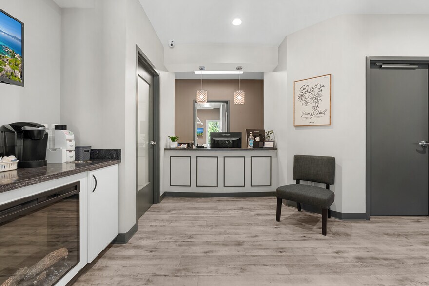 10800 E 77th Ter, Raytown, MO à vendre - Photo de l’immeuble – Image 3 sur 12