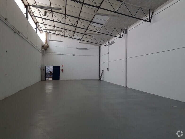 Industriel/Logistique dans Torrejón de Ardoz, Madrid à vendre - Photo principale – Image 1 sur 45