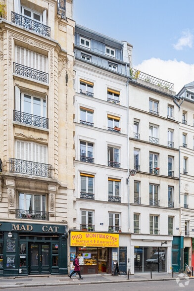 116 Rue Montmartre, Paris à louer - Photo de l’immeuble – Image 2 sur 4