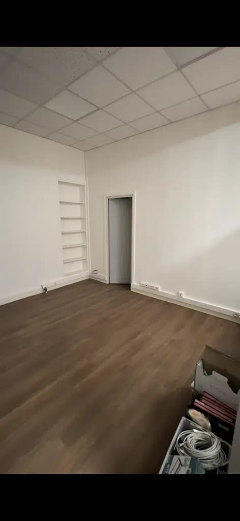 Bureau dans Paris à vendre Photo intérieure– Image 1 sur 3