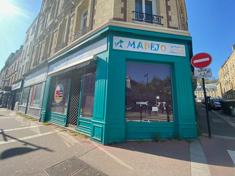 Local commercial dans Le Havre à louer - Photo de l’immeuble – Image 3 sur 5