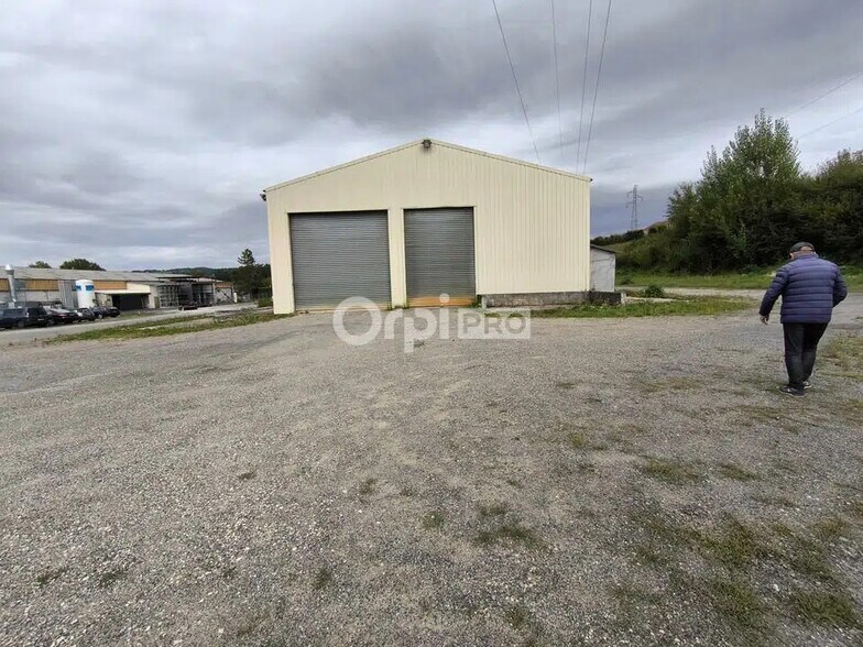 Bureau dans Malemort à vendre - Photo de l’immeuble – Image 3 sur 8