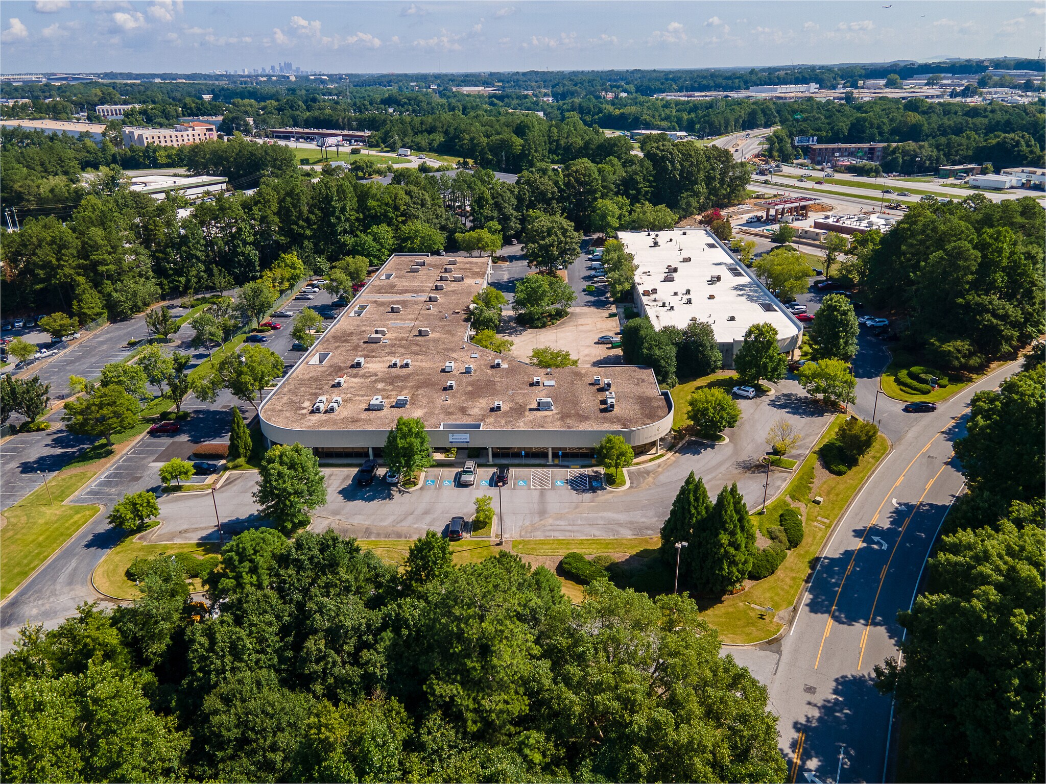 Atlanta Airport Portfolio portefeuille de 4 biens à vendre sur LoopNet.fr Photo principale– Image 1 sur 12