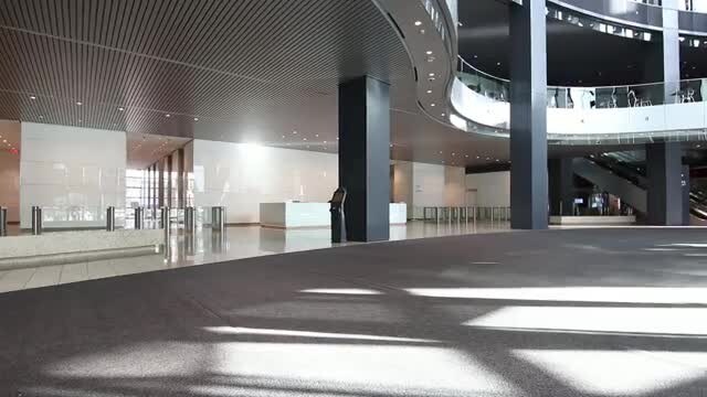 500 Centre St SE, Calgary, AB à louer - Vidéo sur l’annonce professionnelle – Image 3 sur 5