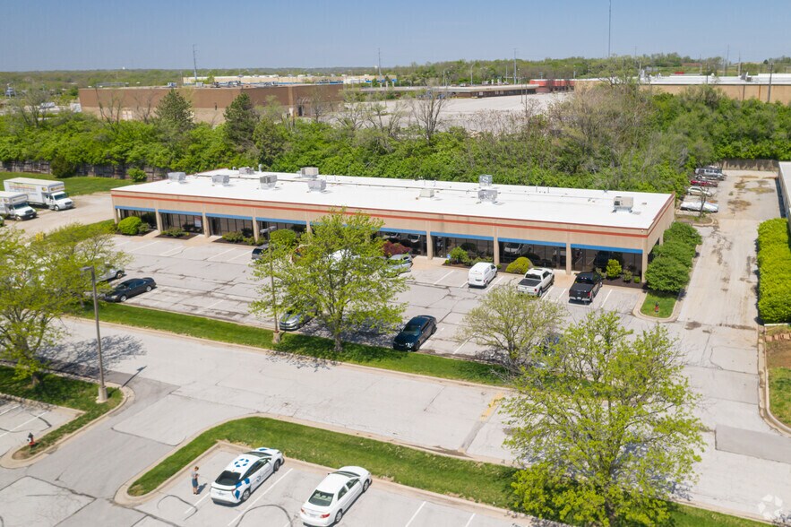 9570-9588 Marion Rdg, Kansas City, MO à louer - Aérien – Image 3 sur 6